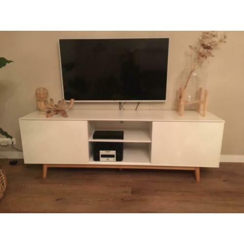 Te koop leuke tv kast/meubel.