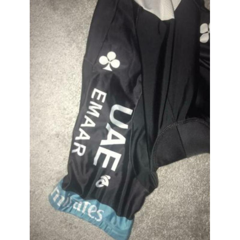 Wielerkoers teamkleding broekje shirt fietskleding M/L
