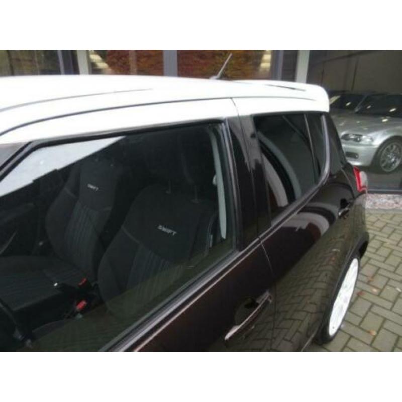 Suzuki SWIFT 1.2 S-Edition n° 194/275 ,Navi,Airco,Stoelverw