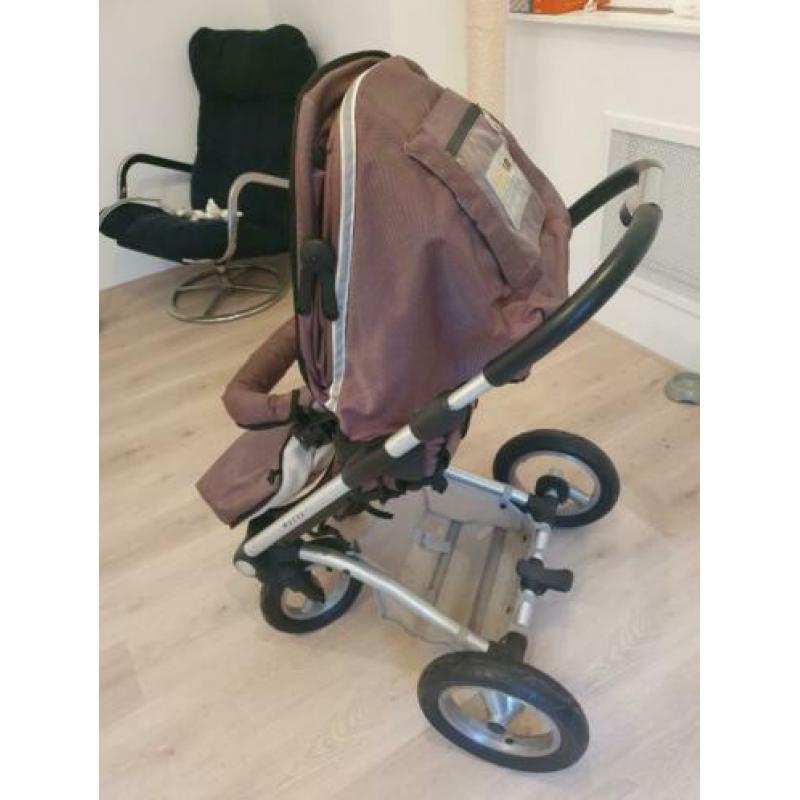 Musty kinderwagen GRATIS