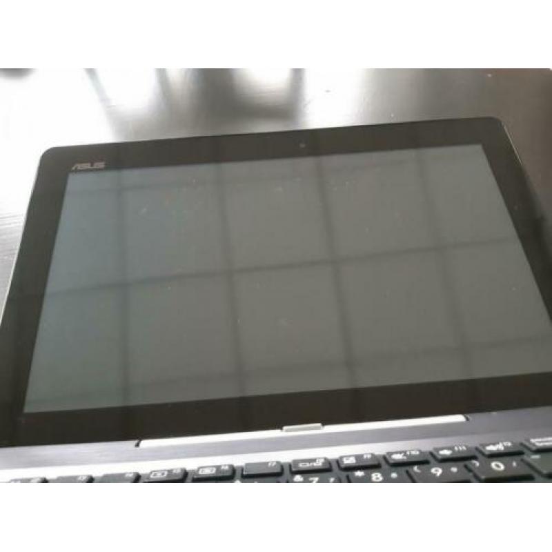 ASUS transformer laptop