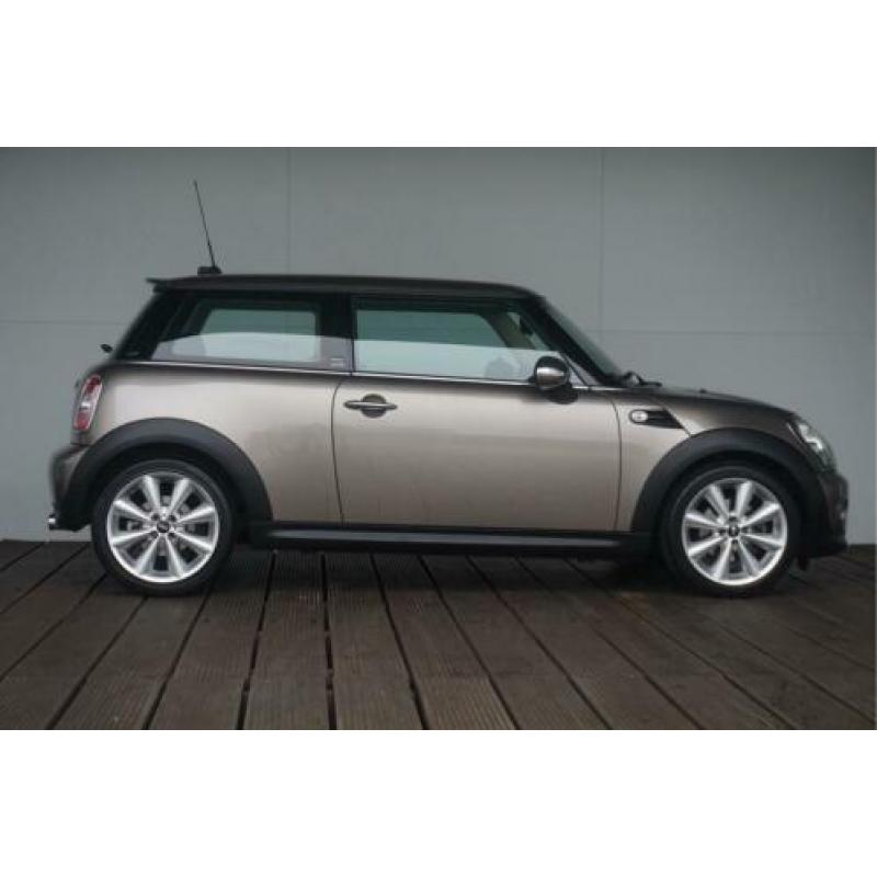 MINI 3-deurs One Holland Street + Wired (bj 2013)