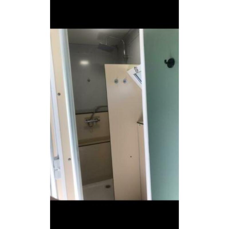 Sanitair Container