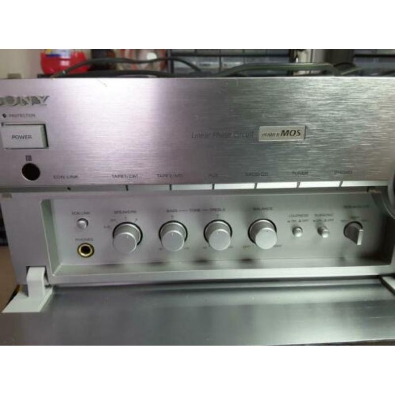 sony power mosfet versterker ta-fb940r zilver. met foutje.