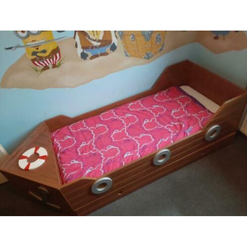 UNIEK kinderbed, boot, piratenboot