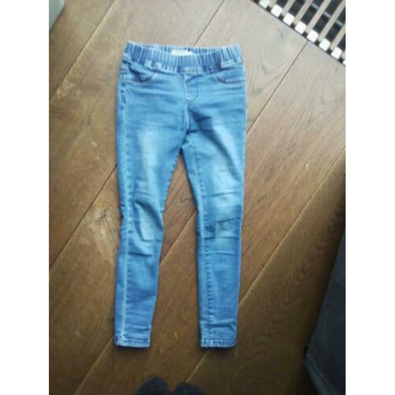 Skinny jeans retour maat 116 model Elvira tregging fit