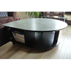 Salontafel groen Formica / zwart op wieltjes