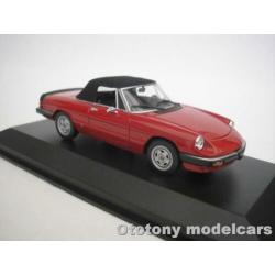 Alfa Romeo Spider 1983 Rood 1/43 Maxichamps