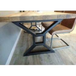 Unieke industriële stalen tafelpoten/tafel onderstellen