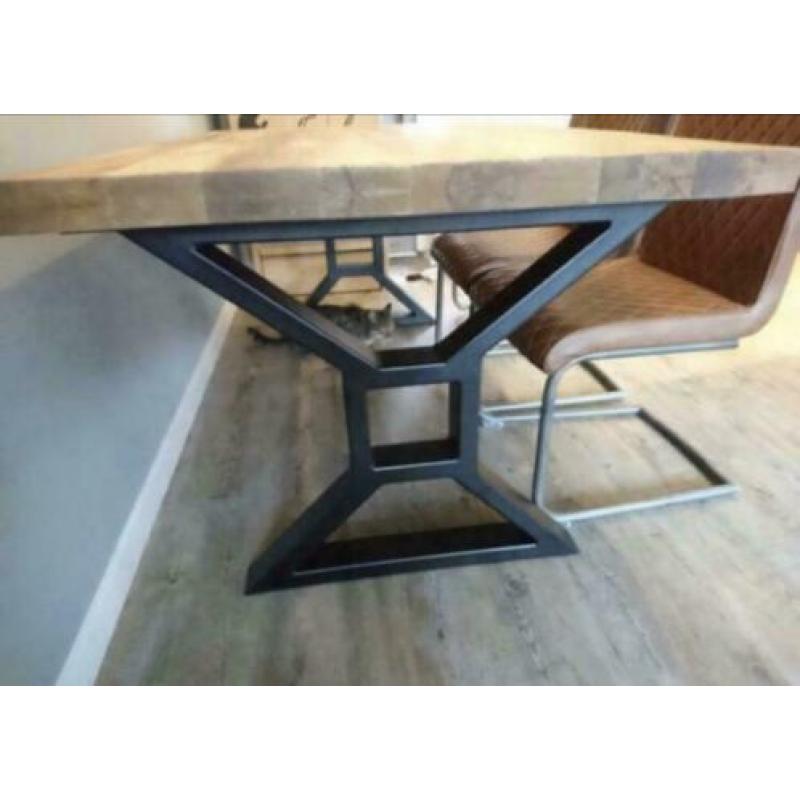Unieke industriële stalen tafelpoten/tafel onderstellen