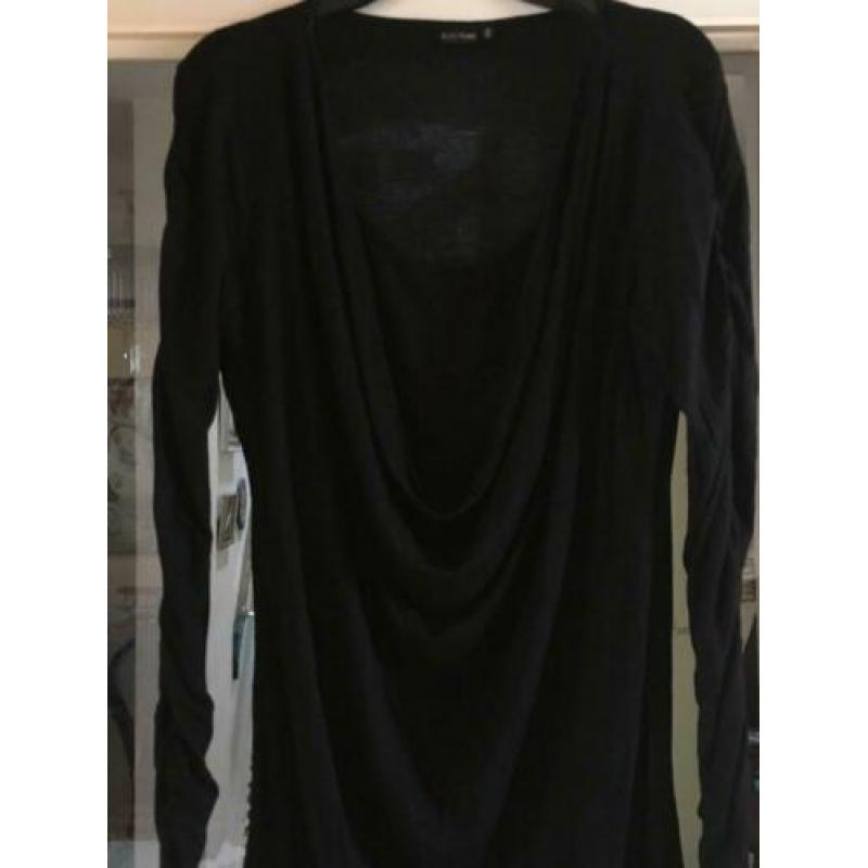 Mooie jurk met waterval effect maat 44/46 nu voor 19€