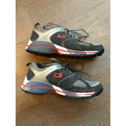 Te Koop: Dita Heren Hockey schoenen maat 44 1/2.