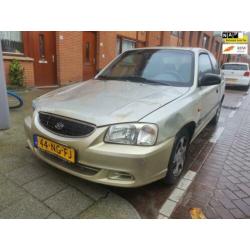 Hyundai Accent 1.3i LS Airco export.