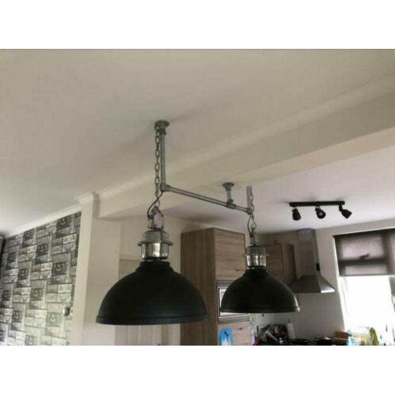Industriële eetkamer lamp