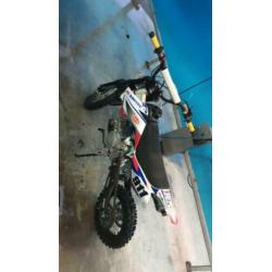 Ycf 125