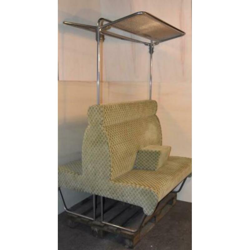 Retro treinstoelen