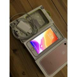 iPhone 7 roze zeer netjes