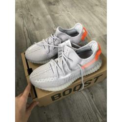 Yeezy tail light | 40 2/3