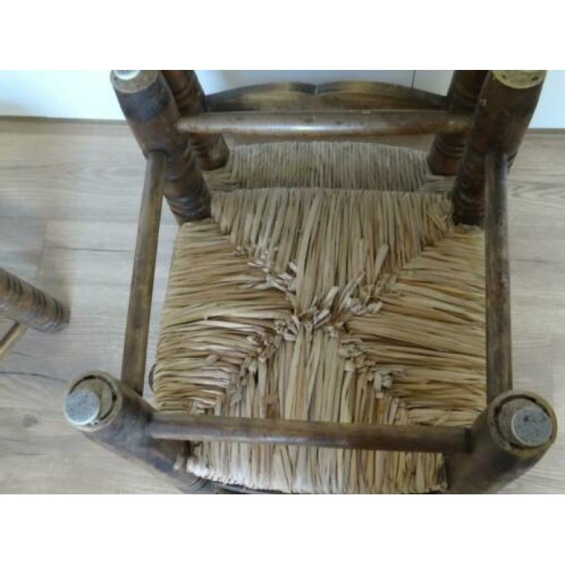 Rustieke Spaanse stoelen (open haard)