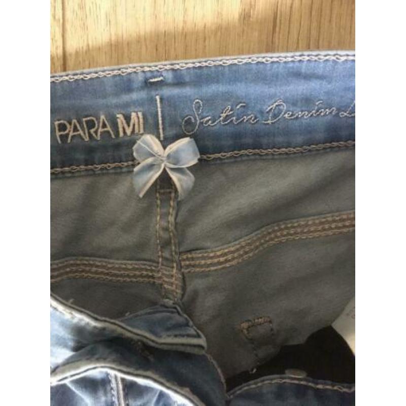Merk Parami satin denim