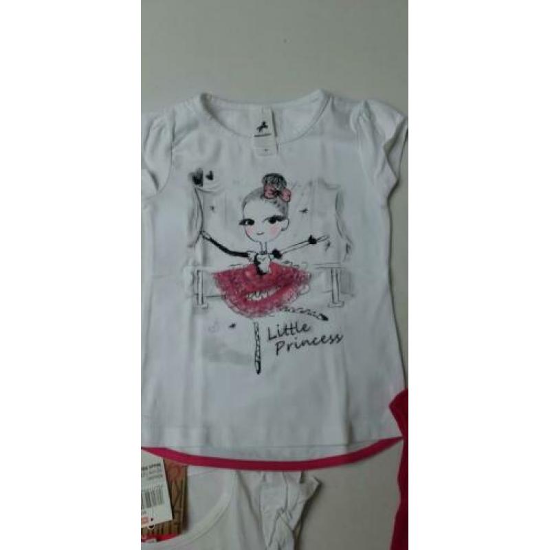 3 hele leuke t shirtjes, maat 98