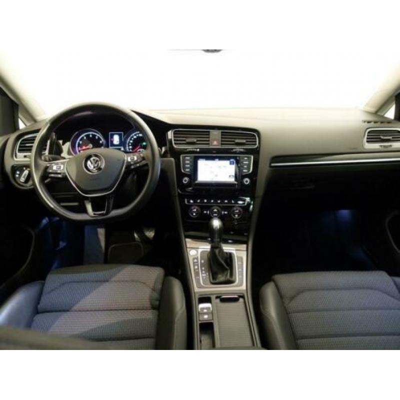Volkswagen Golf 1.4 TSI ACT 141PK HIGHLINE DSG7, Panodak, Na