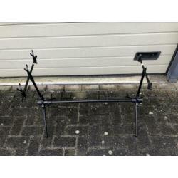 Rodpod voor 3 hengels, inclusief backrest