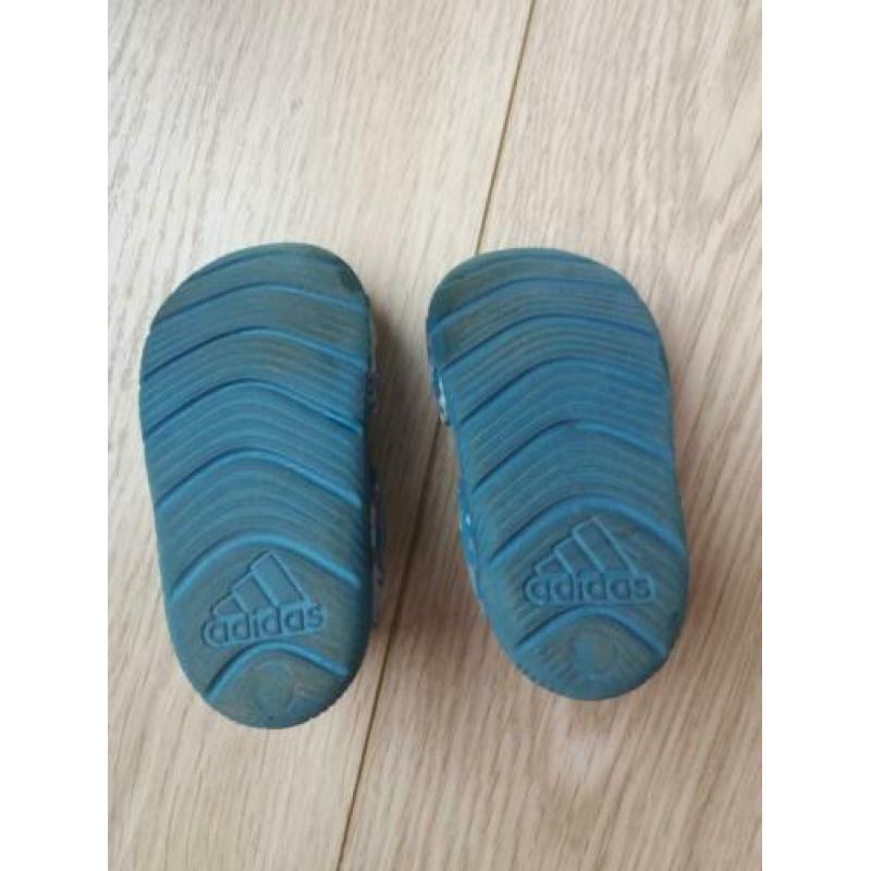 Adidas Altaswim slippers maat 19