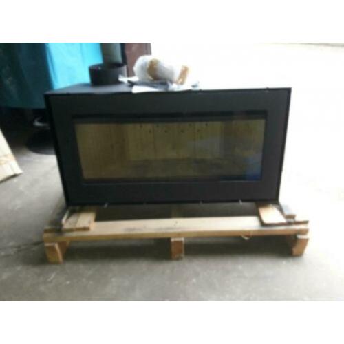NU SALE op showroommodel inbouwhouthaard Lotus type H 470W