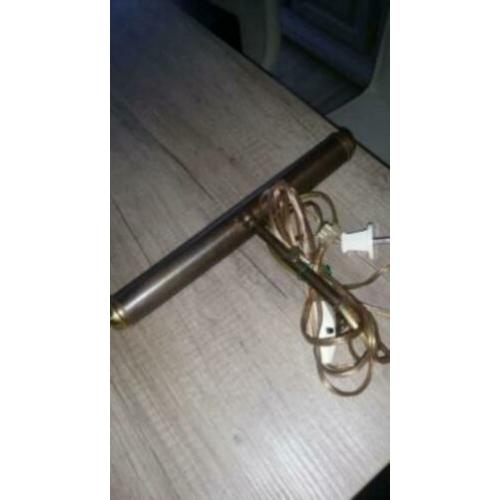 Te koop antieke schilderijlamp van koper in werkende staat..