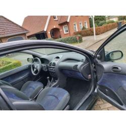 Peugeot 206 1.6 3D 2000 Zwart