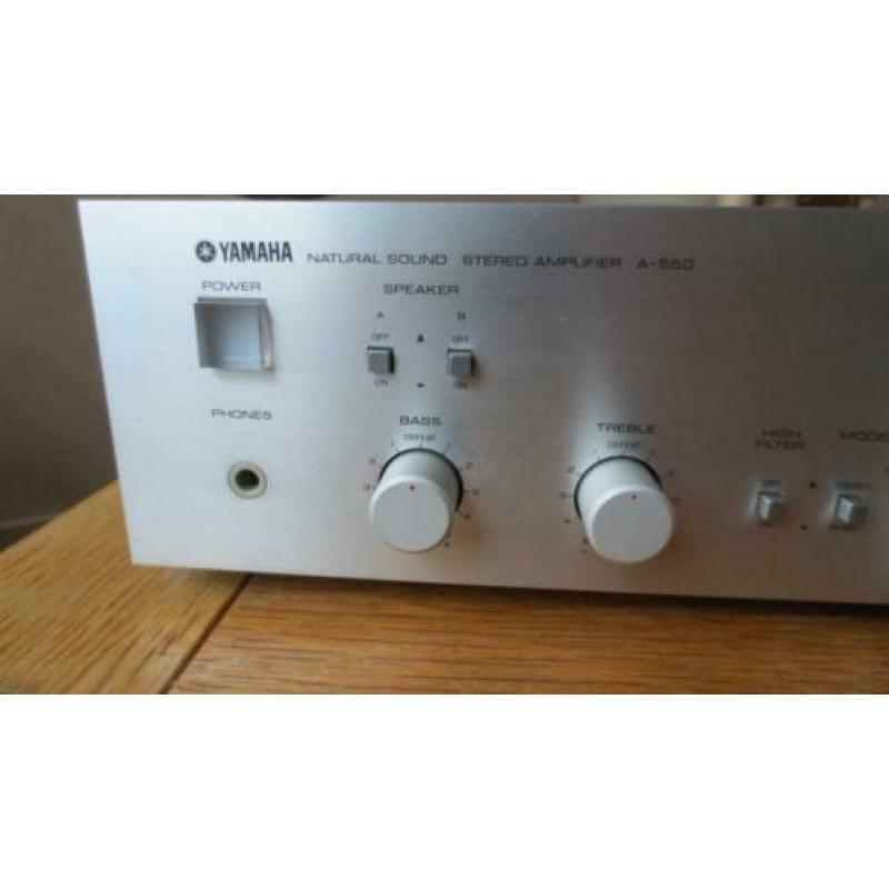 Yamaha A 550 Versterker Natural Sound A-550