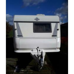 Hobby exclusive caravan 560 kmfe stapelbed brand voortent