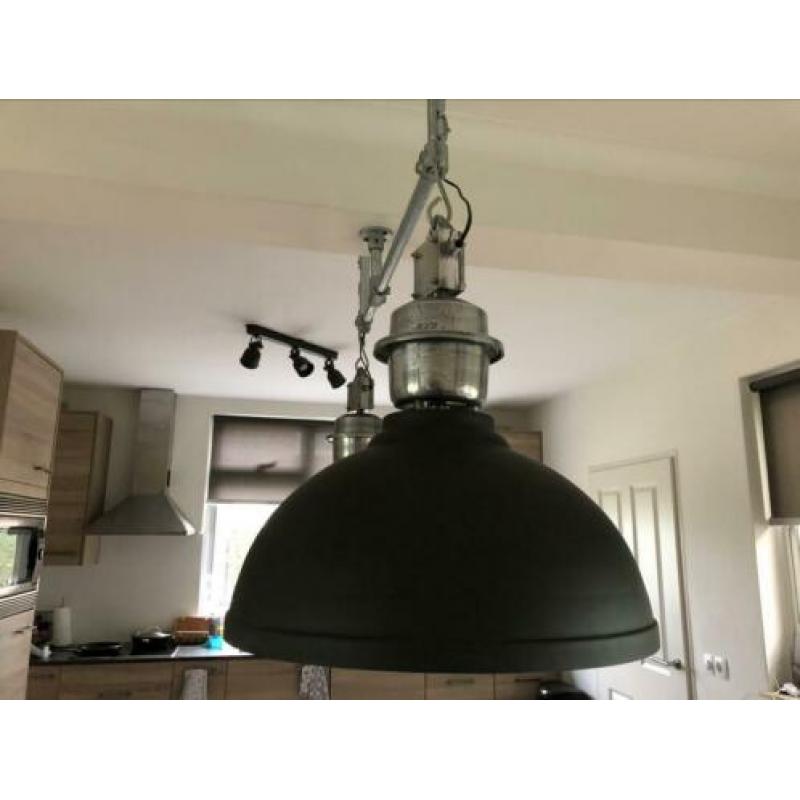 Industriële eetkamer lamp