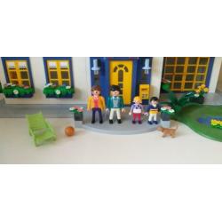 Playmobil grote villa - 3965 met inrichting.
