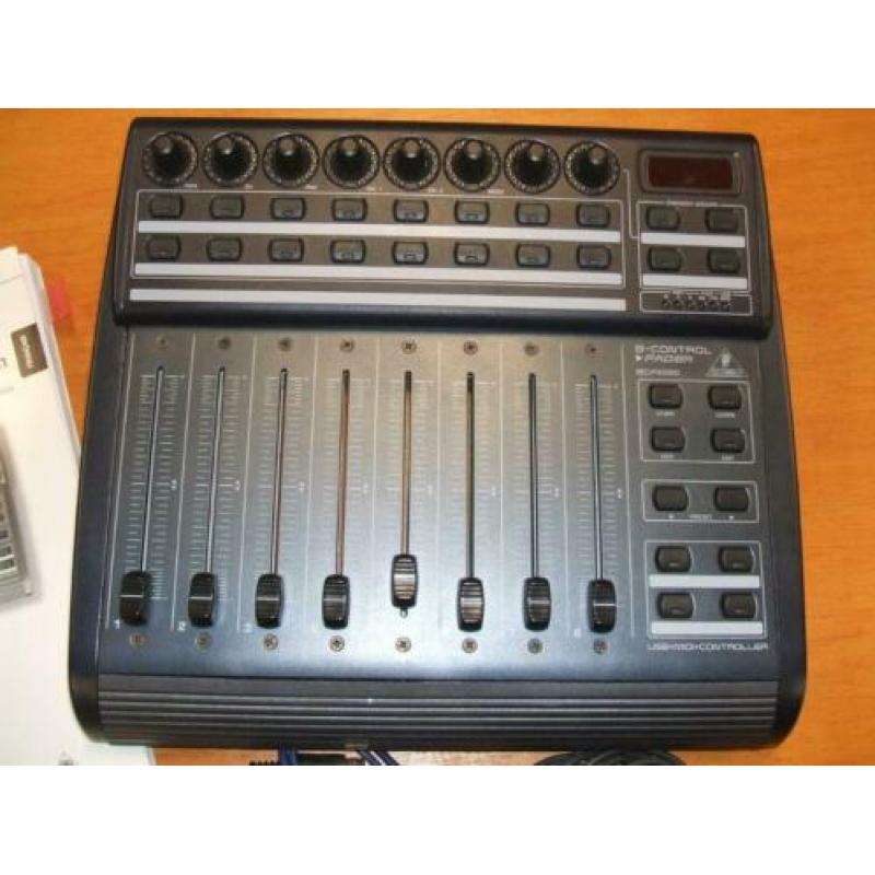 Behringer BCF 2000