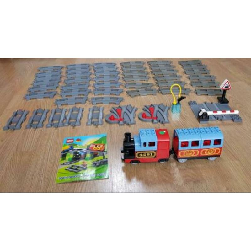 Duplo trein met extra rails