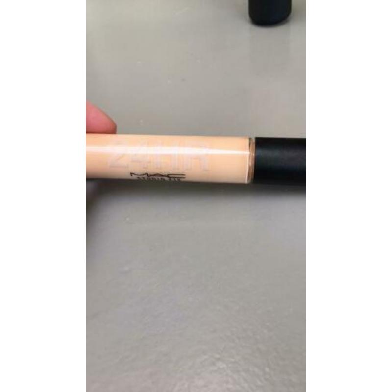 MAC foundation en concealer