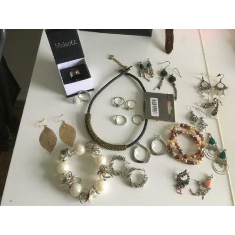 Sieraden, ook nieuwe!