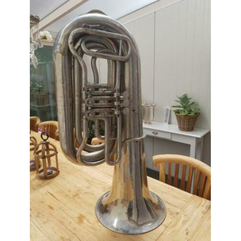Mooie Cerveny 4/4 Bes Bas Tuba