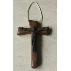 Miniatuur crucifix brons op olijfhout gesigneerd G.Moulié