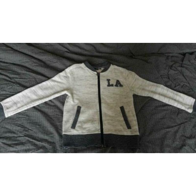 Jongenskleding pakket maat 140 shirt vest trui sportkleding