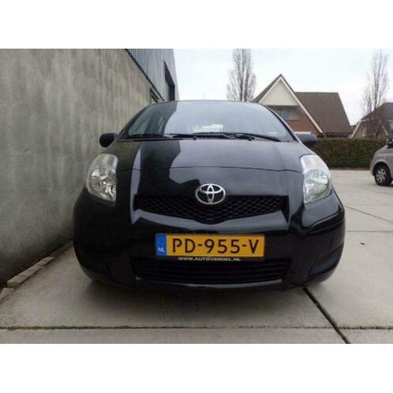Toyota Yaris 1.0 VVTi Acces 5 deurs