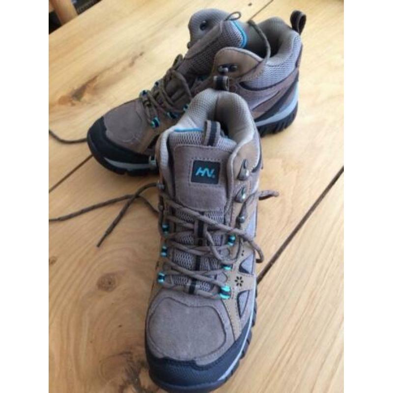 Ophalen Wandelschoenen NIEUW maat 39 maar vallen klein 38