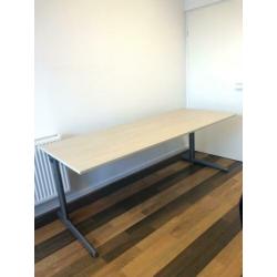 8x Ahrend 500 Bureautafel (200x80cm) zie foto’s!!