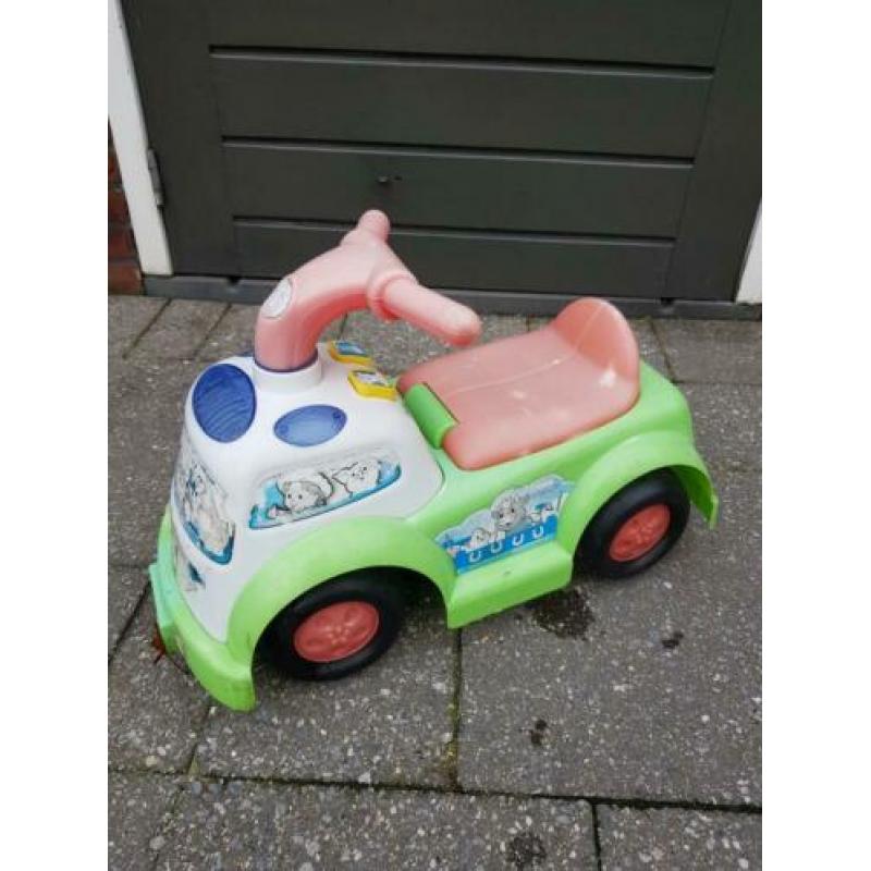 3 stuks loopauto / buitenspeelgoed