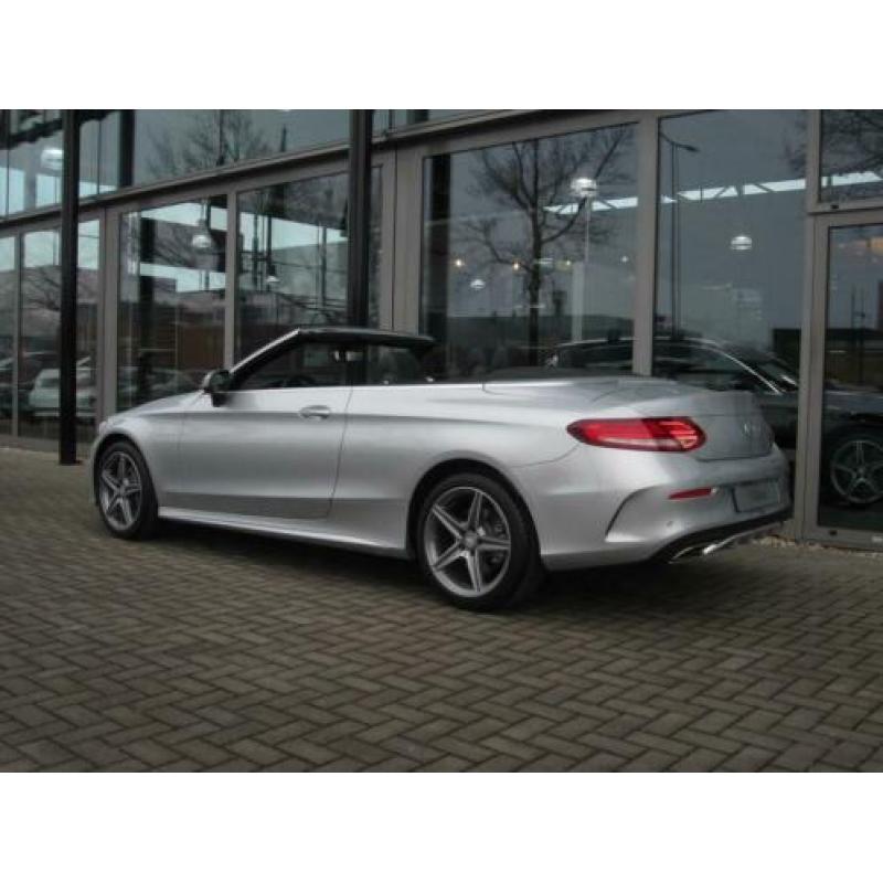 Mercedes C-Klasse 180 Cabriolet 9G-tronic/AMG/NAVI/Leder