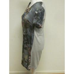 MISS ETAM - Leuke tuniek, grijs bewerkt, maat M.