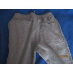 Joggingbroek maat 146