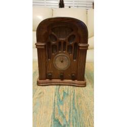 Klassieke retro radio/cassette type LW-736.